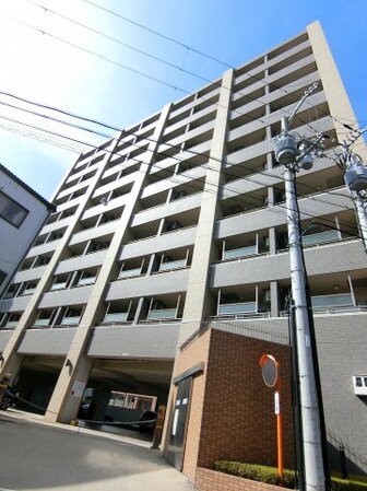 第18関根マンションの物件外観写真